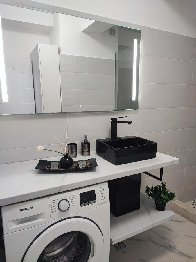 Apartament Studio Teo Blue in Mamaia Nord Năvodari Esterno foto